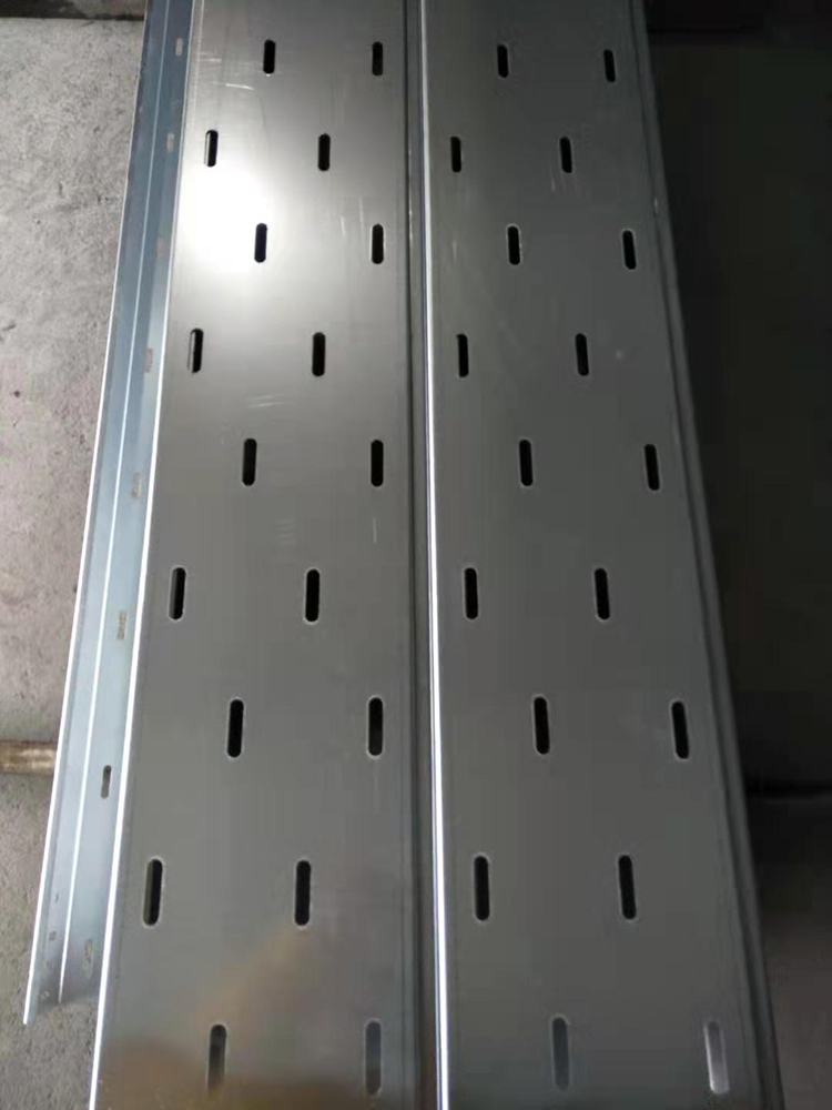 直通托盤式橋架在安裝上為何能夠省心？